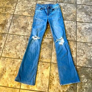 American Eagle High Rise Jeans